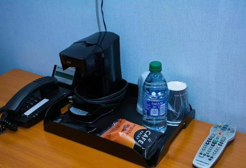 At 9 Motel