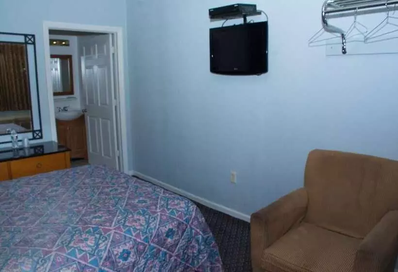 At 9 Motel