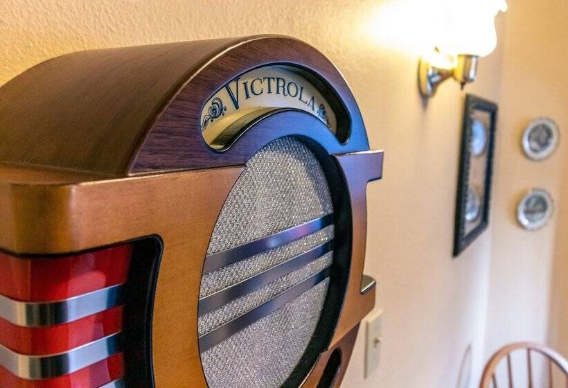 مبيت وإفطار 1899 Inn