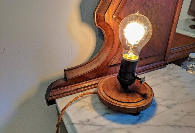 مبيت وإفطار 1899 Inn