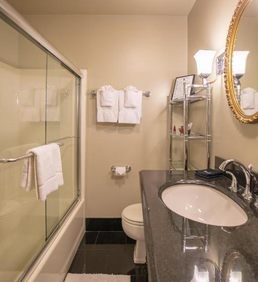 민박 Cameron Estate Inn