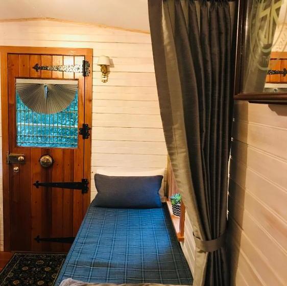 ベッドアンドブレックファースト Clevedale Historic Inn And Gardens