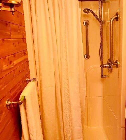 ベッドアンドブレックファースト Clevedale Historic Inn And Gardens