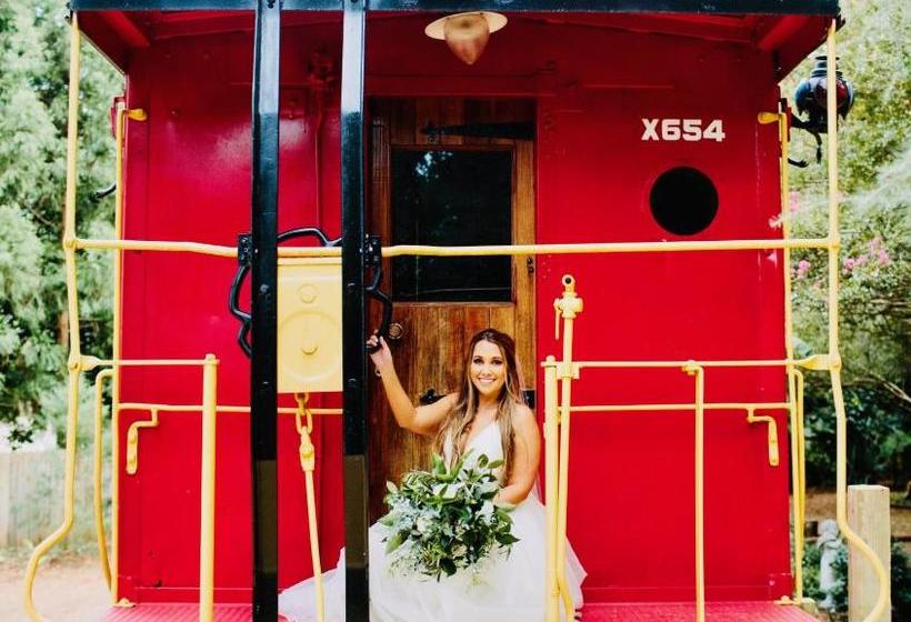 ベッドアンドブレックファースト Clevedale Historic Inn And Gardens