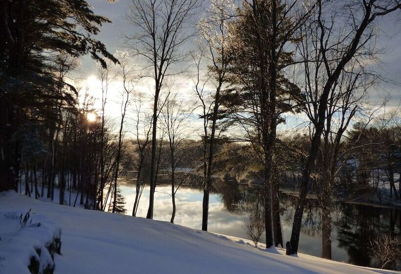 Bed and Breakfast Riverhouse