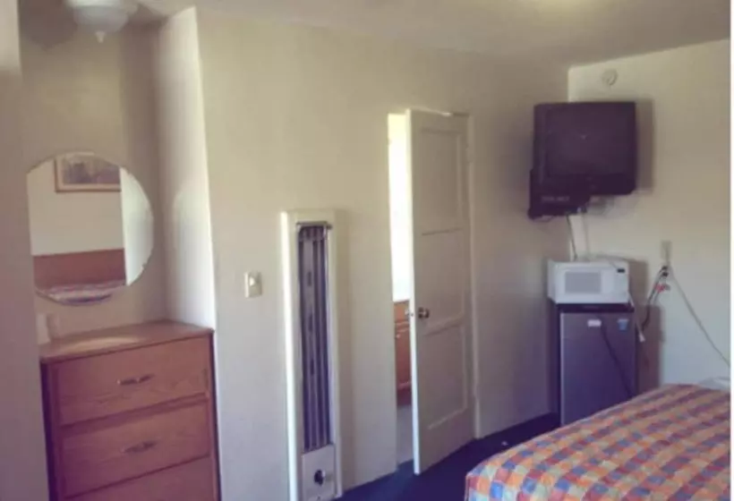 Hacienda Motel