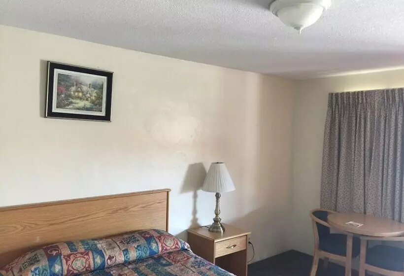 Hacienda Motel