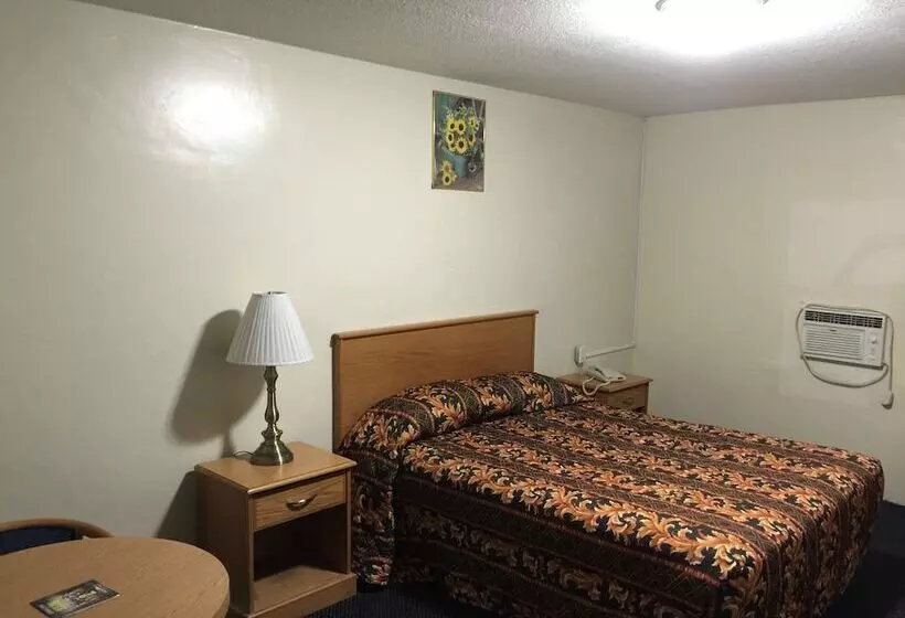 Hacienda Motel