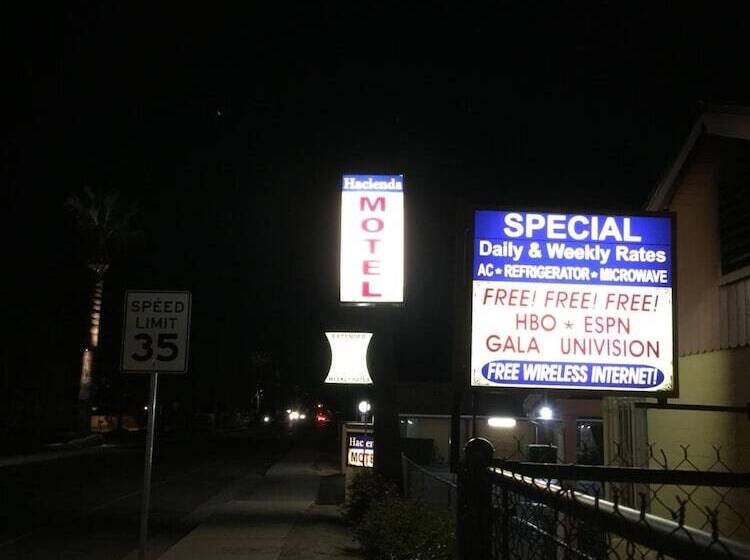 Hacienda Motel