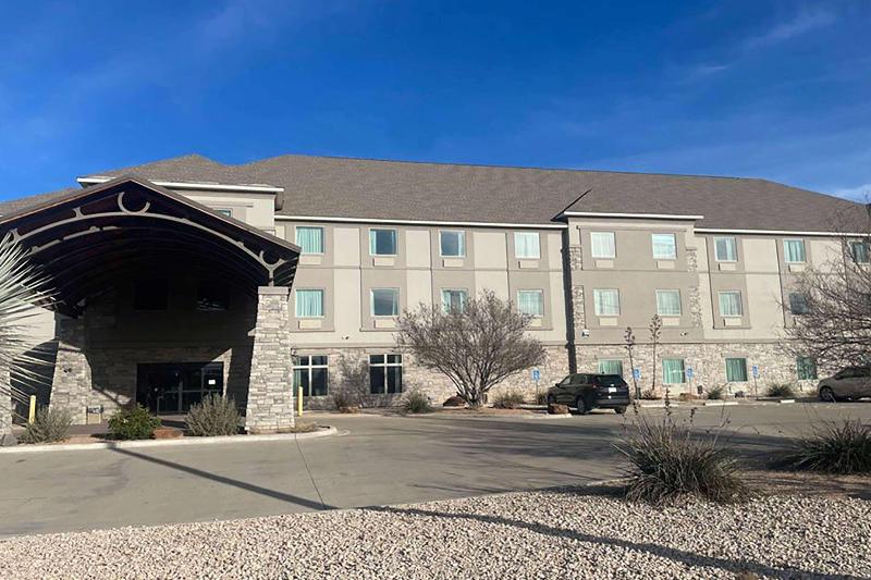 호텔 Baymont By Wyndham Andrews Tx