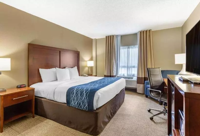 Hotelli Comfort Inn Aikens Center