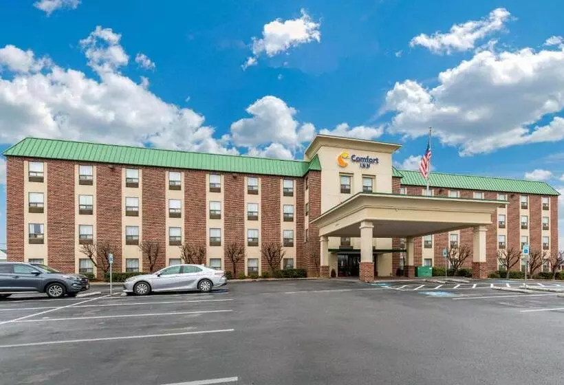 Hotelli Comfort Inn Aikens Center