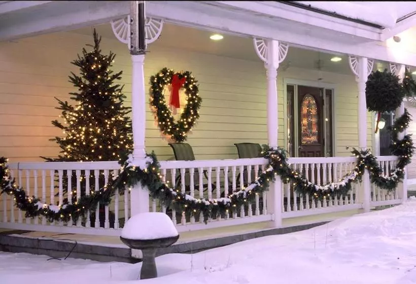ホテル Snowflake Inn
