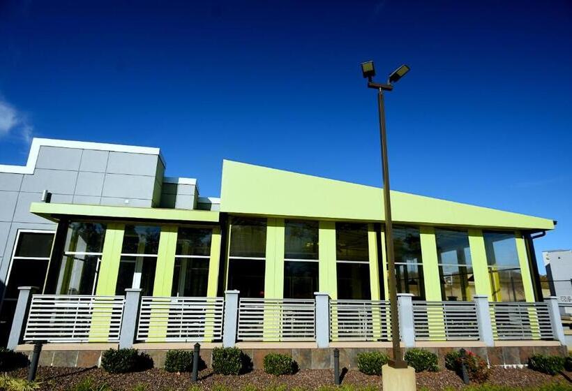 فندق Z Loft Extended Stay