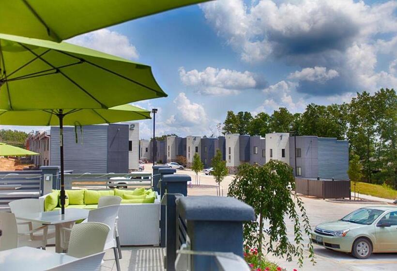 فندق Z Loft Extended Stay