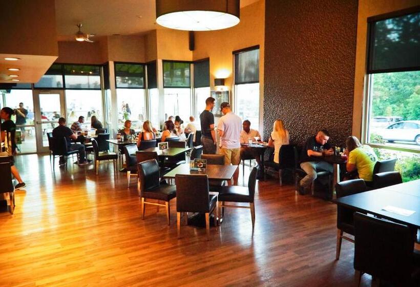 فندق Z Loft Extended Stay