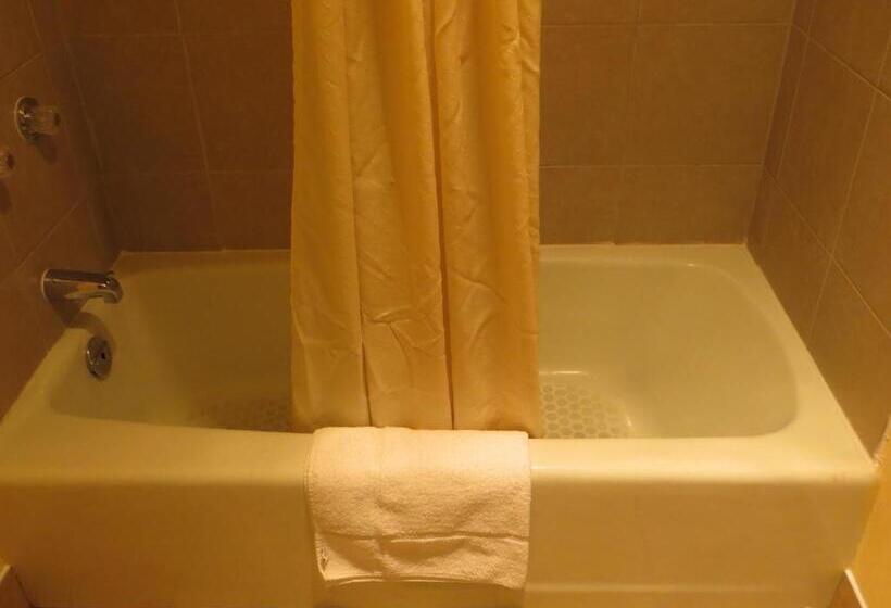 Innkeeper Motel Hamel