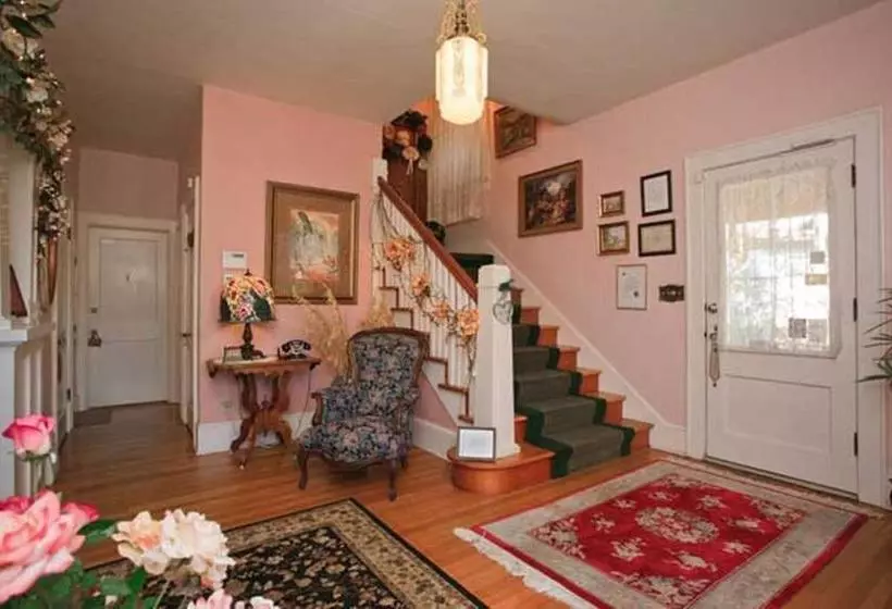 Magnolia Inn B&b