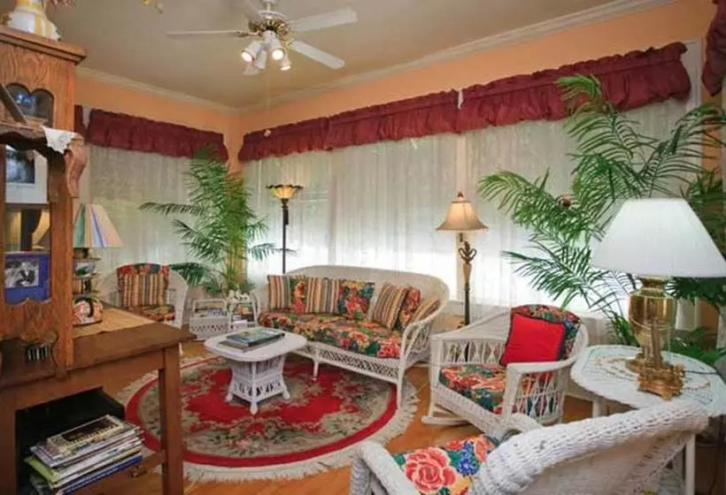 Magnolia Inn B&b