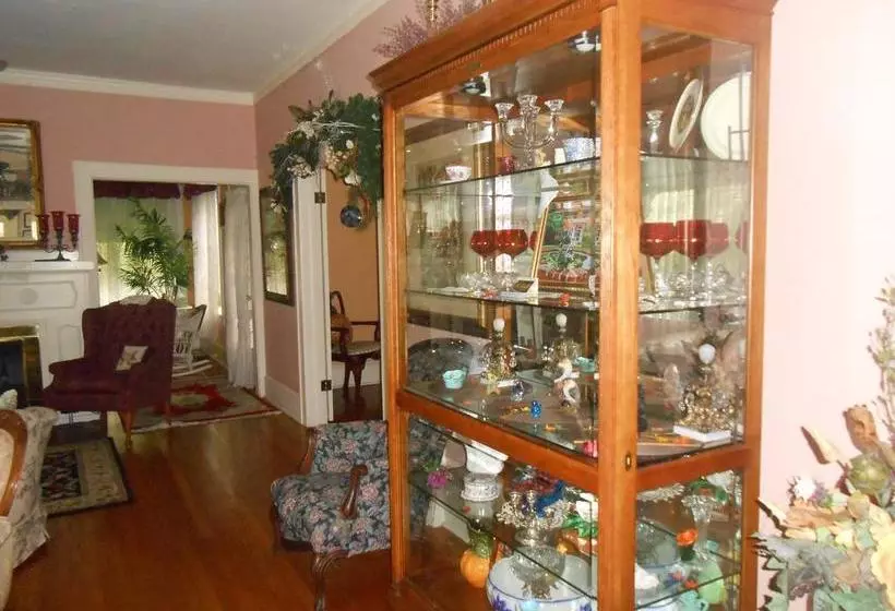 Magnolia Inn B&b