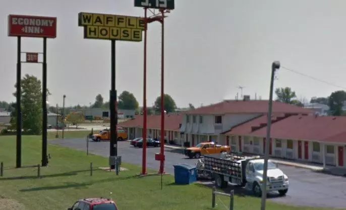 Motelli Economy Inn Toledo Perrysburg