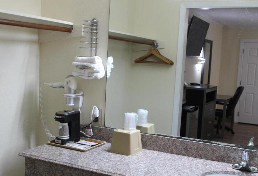 汽车旅馆  Evergreen Inn And R.v