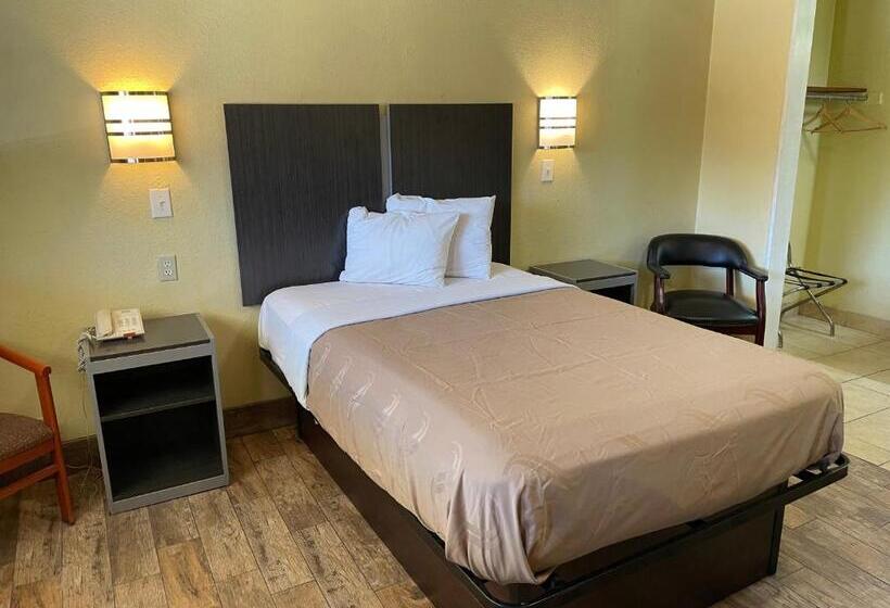 汽车旅馆  Evergreen Inn And R.v