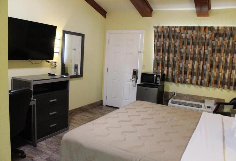 汽车旅馆  Evergreen Inn And R.v