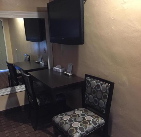 فندق على الطريق Friendship Motor Inn