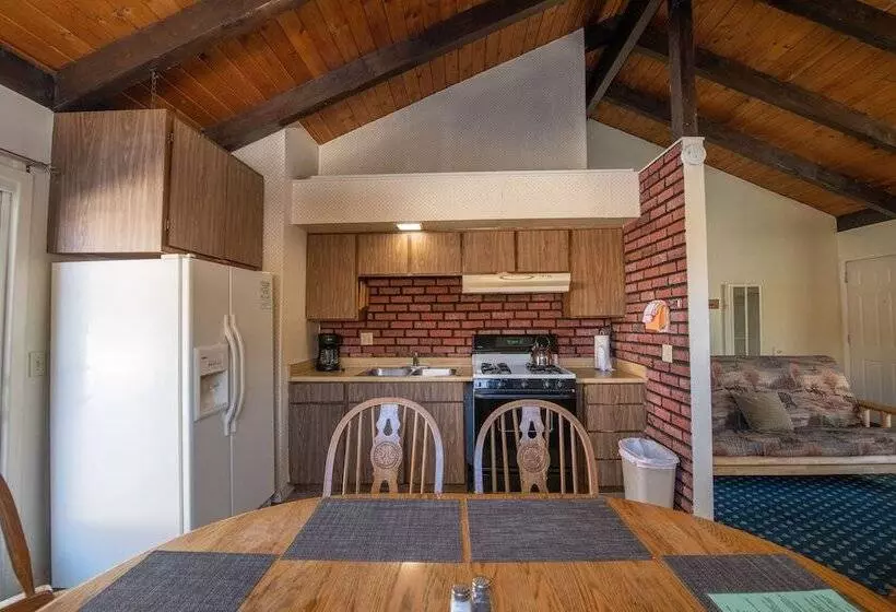 モーテル Gull Lake Lodge