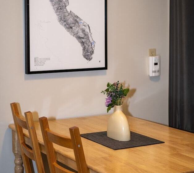 Мотель Gull Lake Lodge