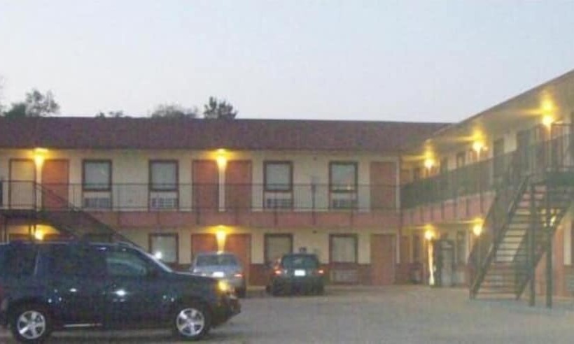 فندق على الطريق Pawnee Inn