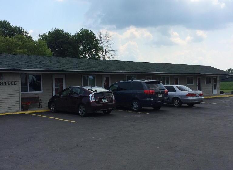 Мотель Relax Inn  Saginaw