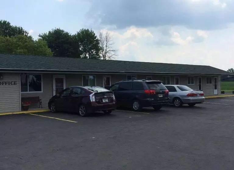 مُتل Relax Inn  Saginaw