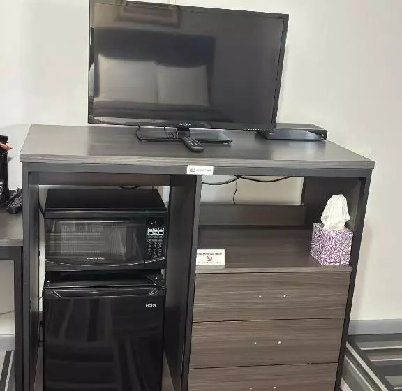 مُتل Relax Inn  Saginaw