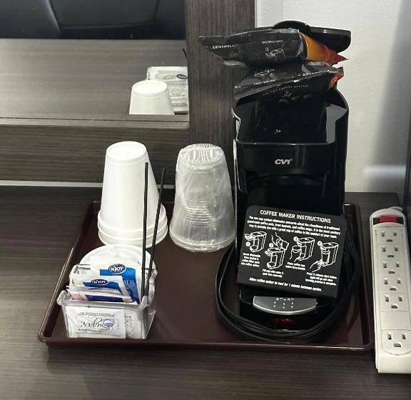 Мотель Relax Inn  Saginaw