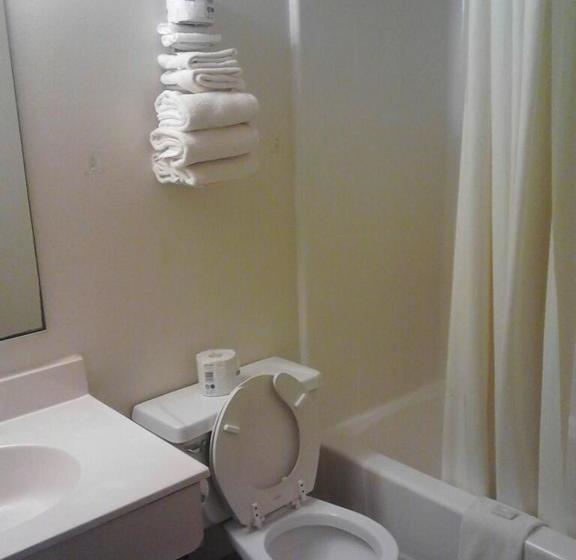 מוטל Rodeway Inn