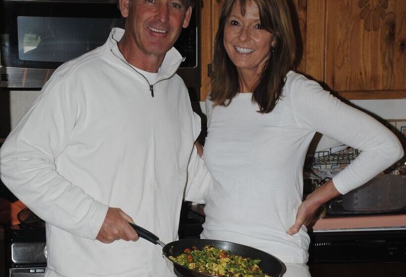 Old Taos Guesthouse B&b