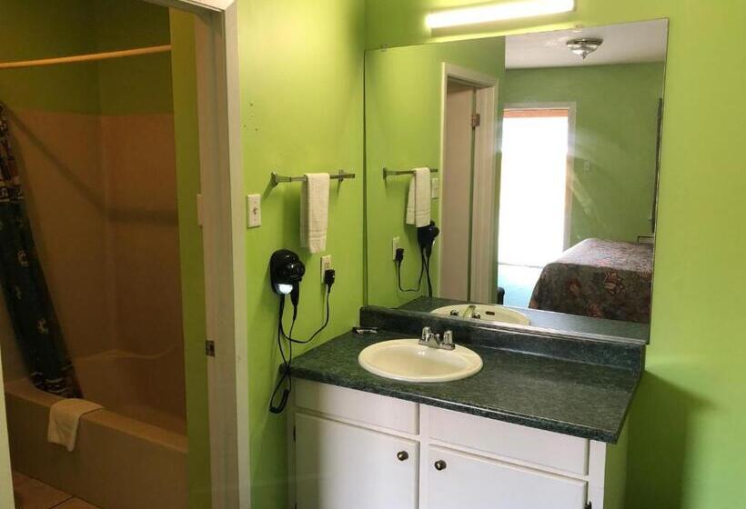 Ranch House Motel Marksville