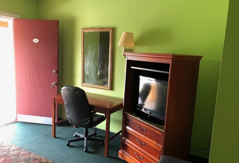 Ranch House Motel Marksville