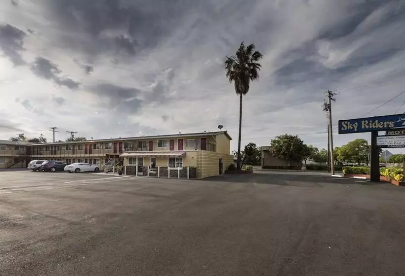 Sky Riders Motel