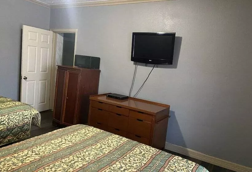 Surf Motel And Apartments
