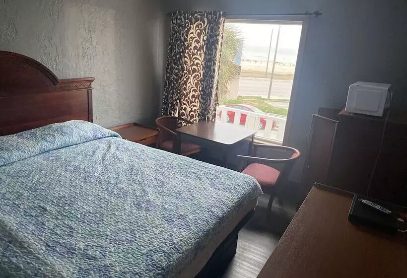 Surf Motel And Apartments