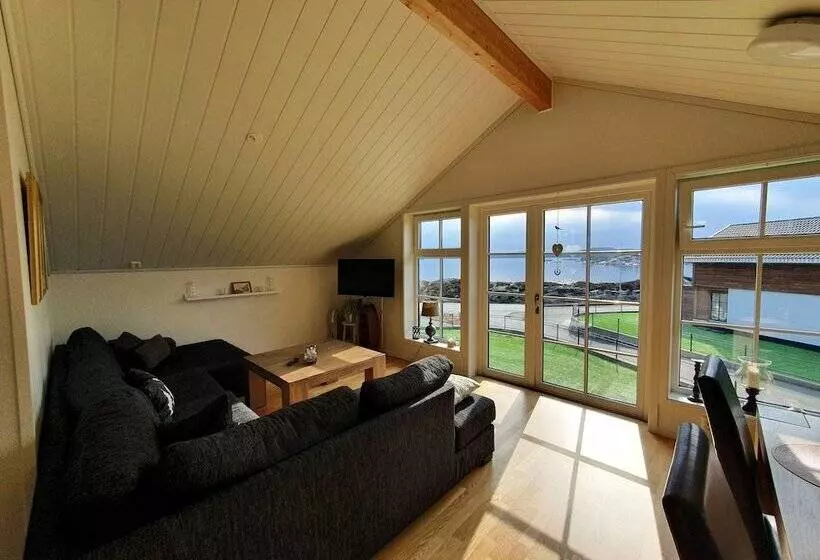 Hotelli Lauvøy Feriesenter