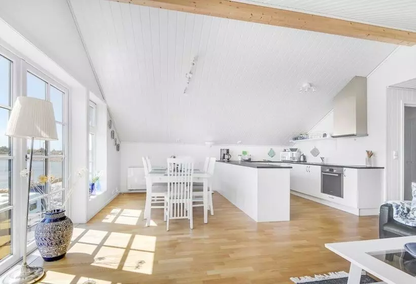 Hotelli Lauvøy Feriesenter