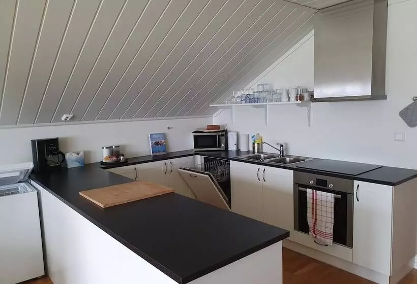 Hotelli Lauvøy Feriesenter