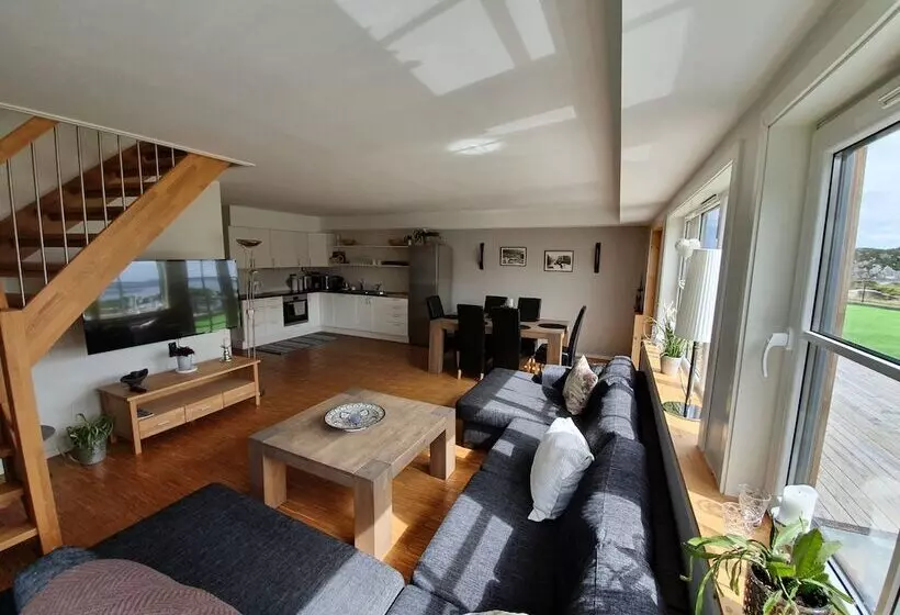 Hotelli Lauvøy Feriesenter