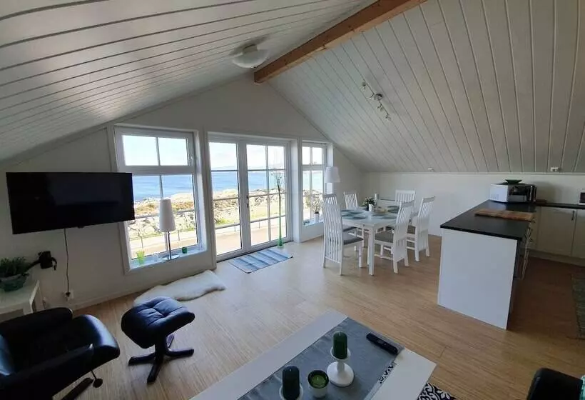 Hotelli Lauvøy Feriesenter