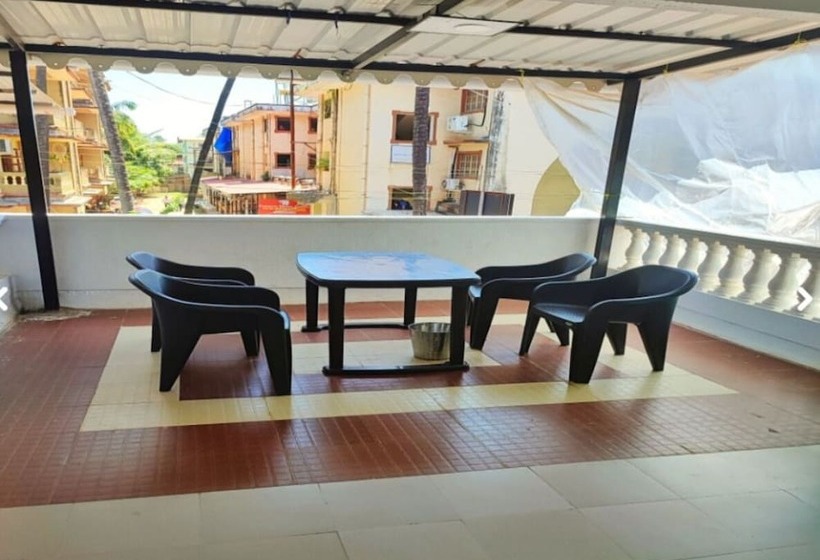 هتل Candolim Aloft