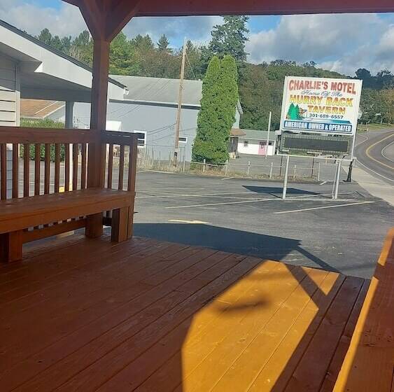Charlie's Motel
